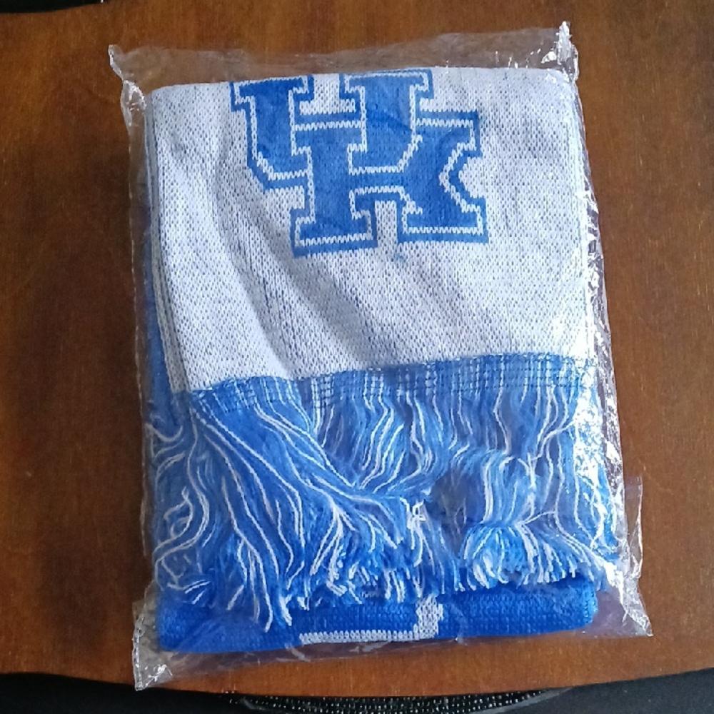 Kentucky U Scarf